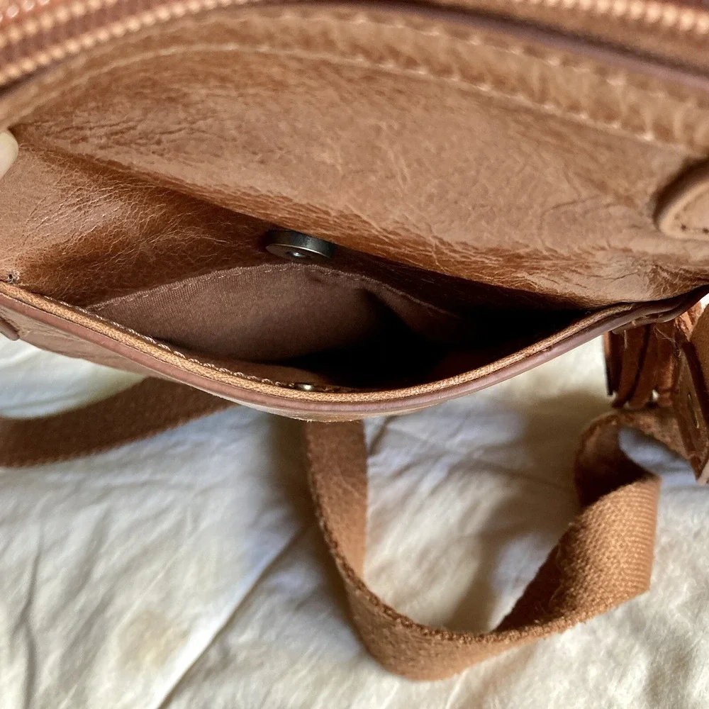 THE SAK Pax Leather Small Crossbody Purse Tribal Brown Convertible Strap Boho
